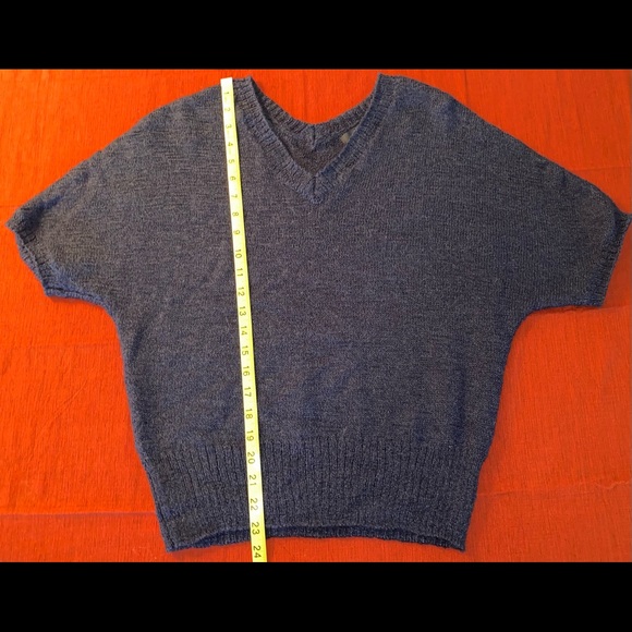 Sweater - Picture 4 of 6